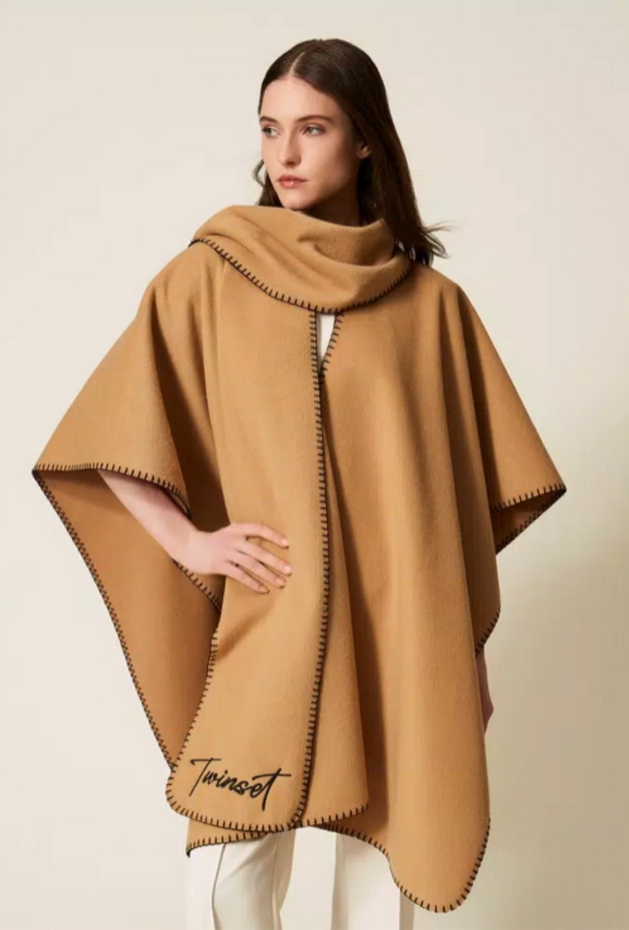 Poncho mit Schal