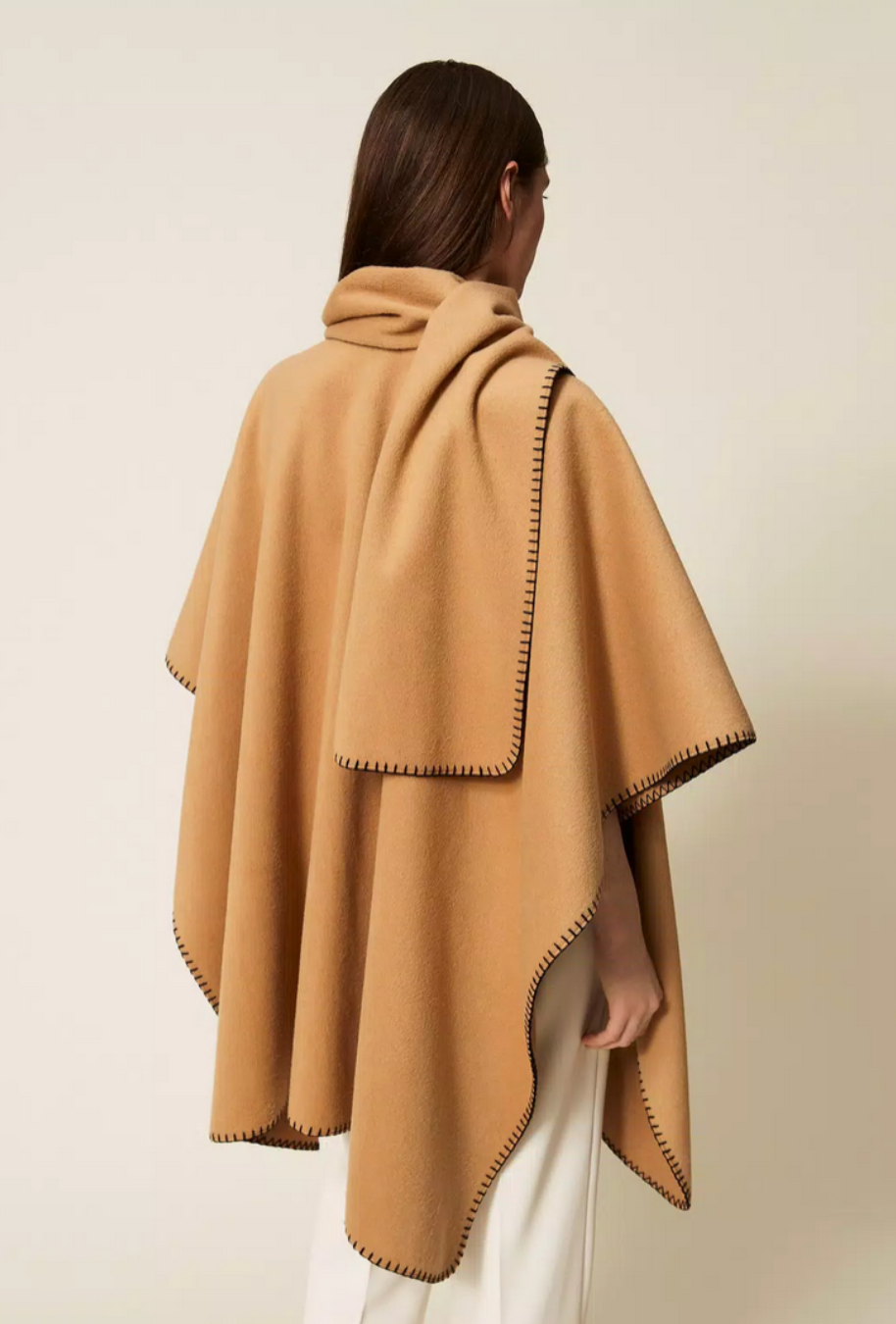 Poncho mit Schal
