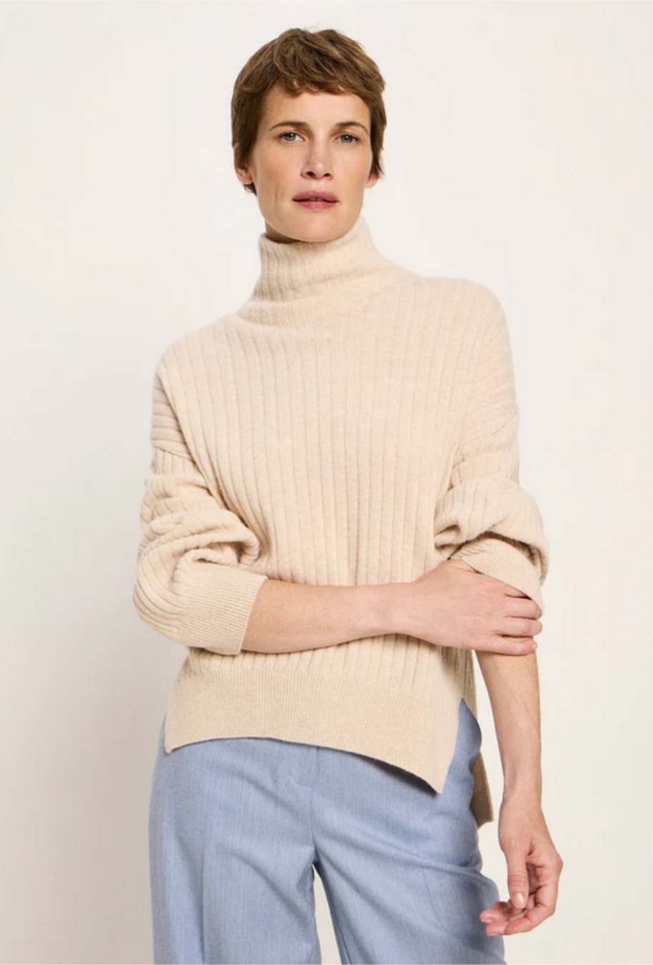 Rippenpullover