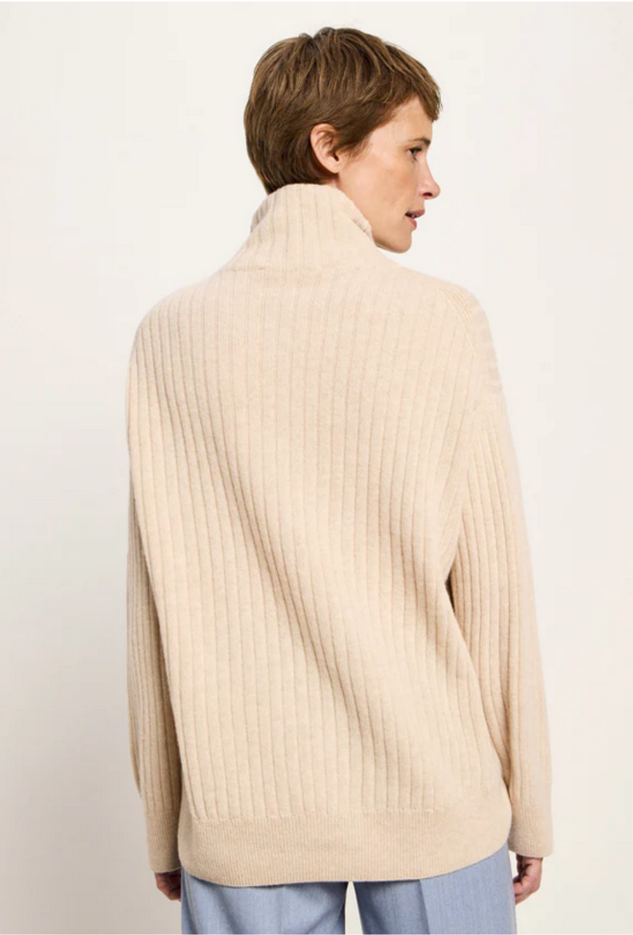 Rippenpullover